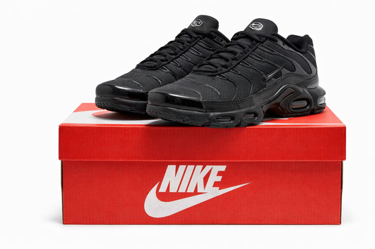 Nike Air Max Plus uomo nera